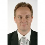 Thomas Deimel aus Geilenkirchen wurde vom Vorstand der Raiffeisenbank ...